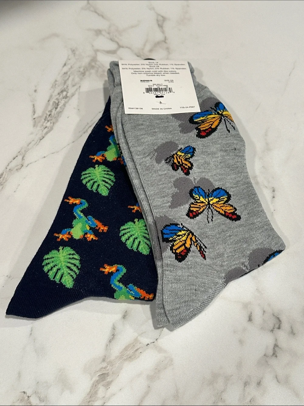 Twisted Toes Crew Socks Mens 8-13 NEW 2 Pair Gecko’s Butterflies